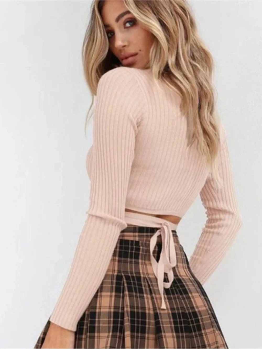 White Ribbed Wrap Tie Back Long Sleeve Crop Top - Picture 4 of 5